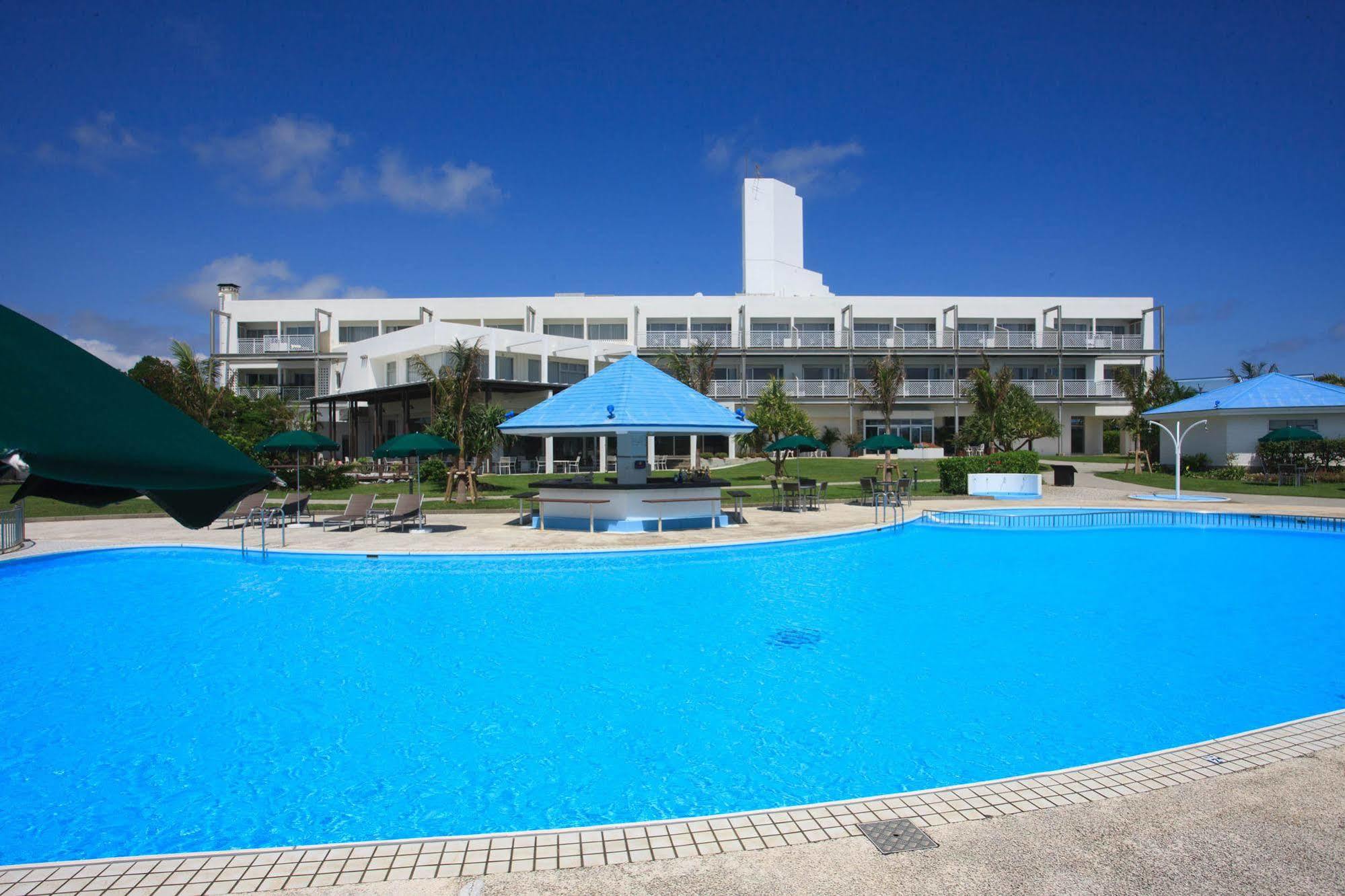 Yyy Club Ie Resort Ie Exterior foto