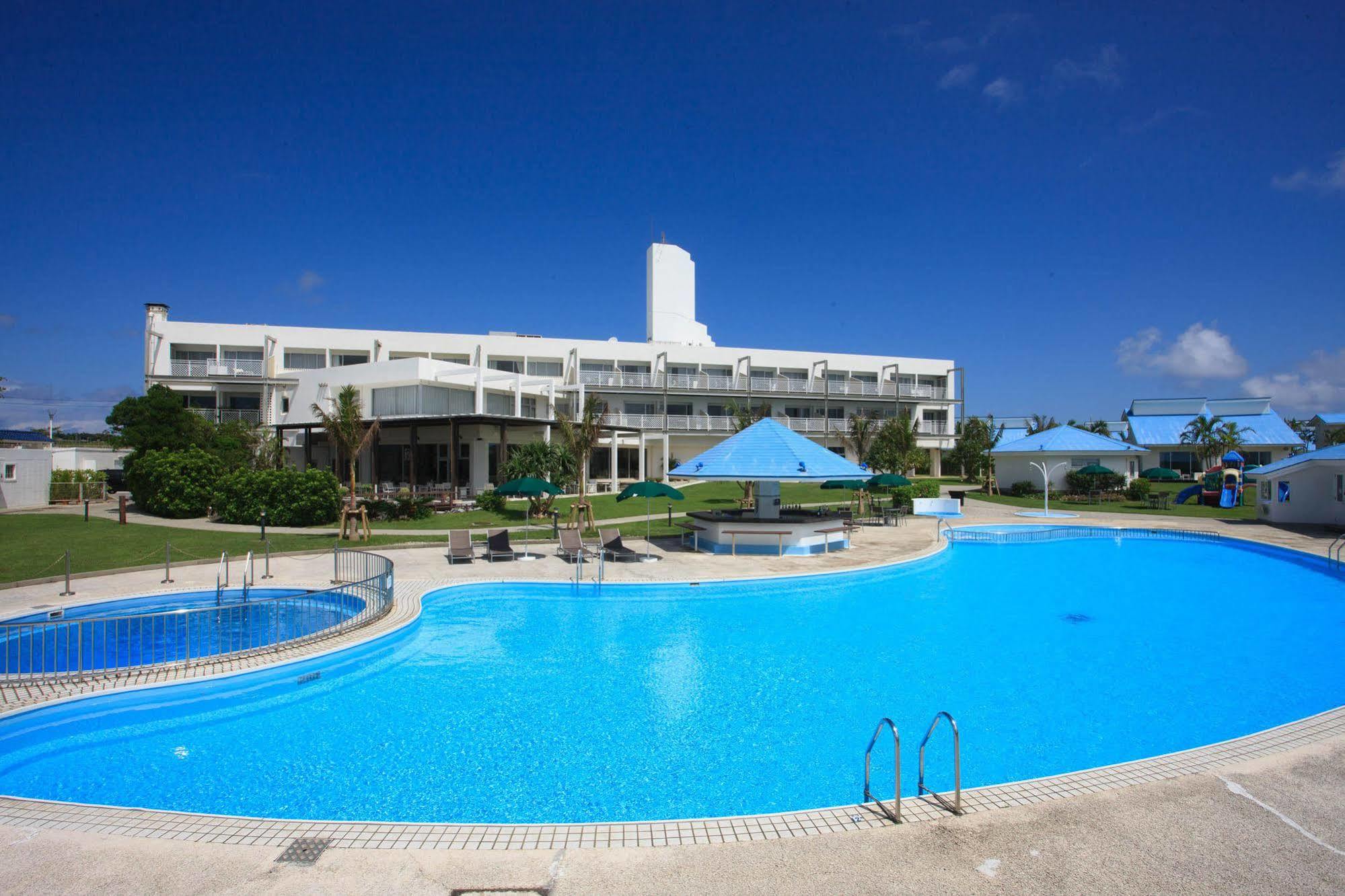 Yyy Club Ie Resort Ie Exterior foto